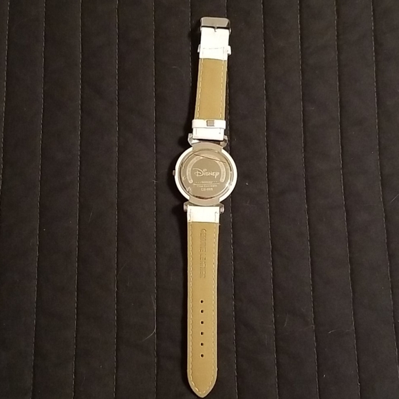 Mickey Mouse womens watch - Picture 3 of 7